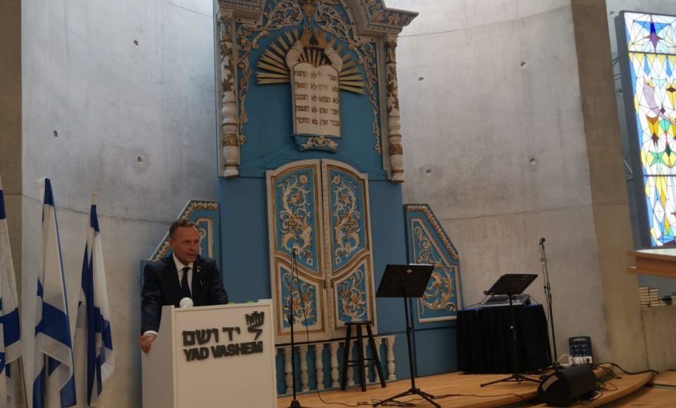Ambassador Audrius Brūzga participated in the commemorative ceremony to mark the liquidation of the Vilnius Ghetto