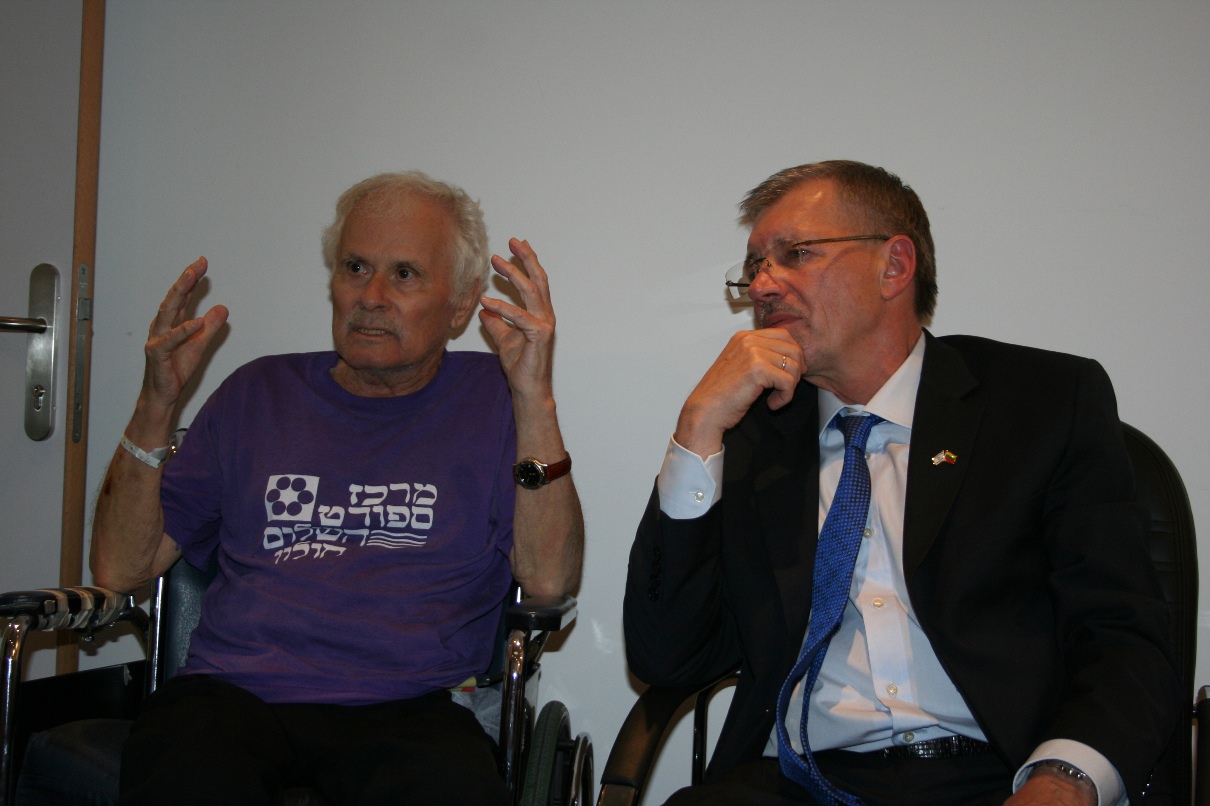 Iš kairės: I. Meras, G. Kirkilas